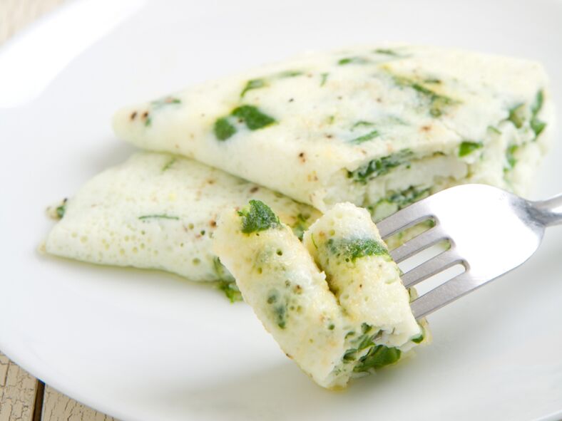 The classic protein omelette with herbs in the egg diet to lose weight